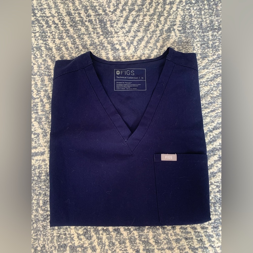 Women's Navy Catarina™ - One-Pocket Scrub Top - M / Navy